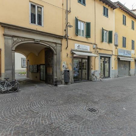 Lucca - Piazza Dell'Anfiteatro Central Apartment! Eksteriør bilde