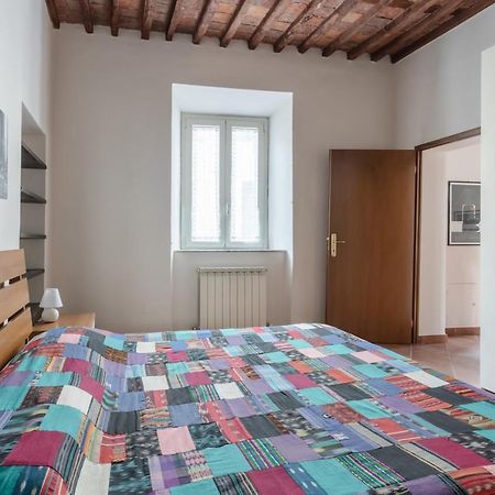 Lucca - Piazza Dell'Anfiteatro Central Apartment! Eksteriør bilde