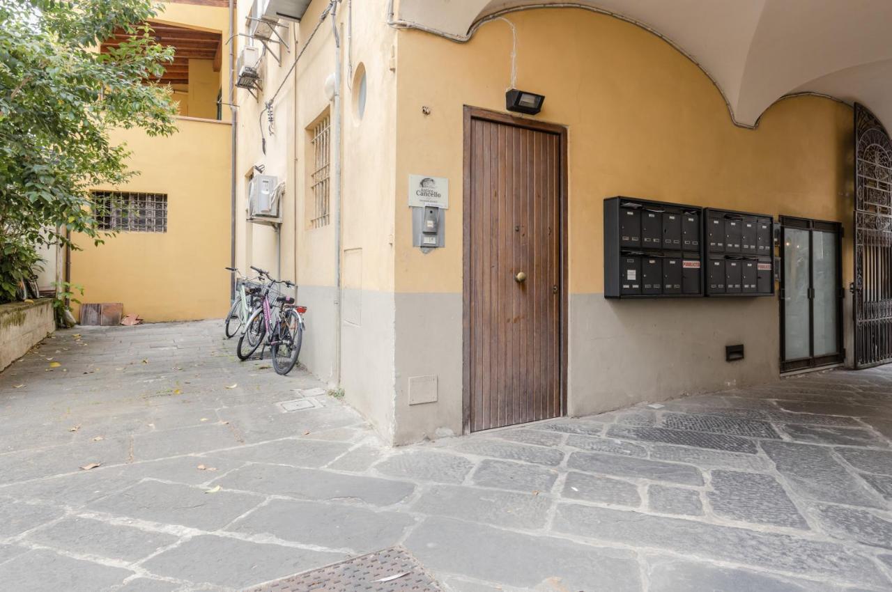 Lucca - Piazza Dell'Anfiteatro Central Apartment! Eksteriør bilde